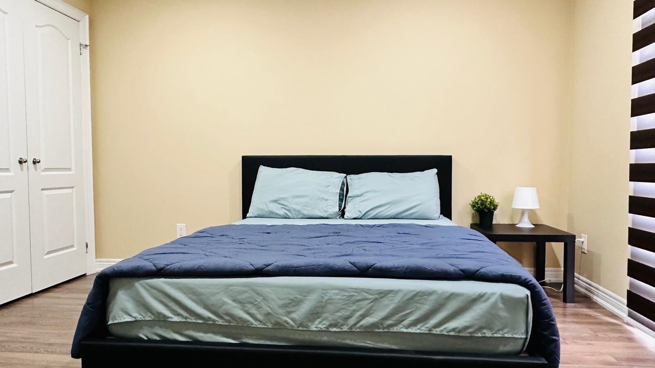Photo of Bedroom in Thorold