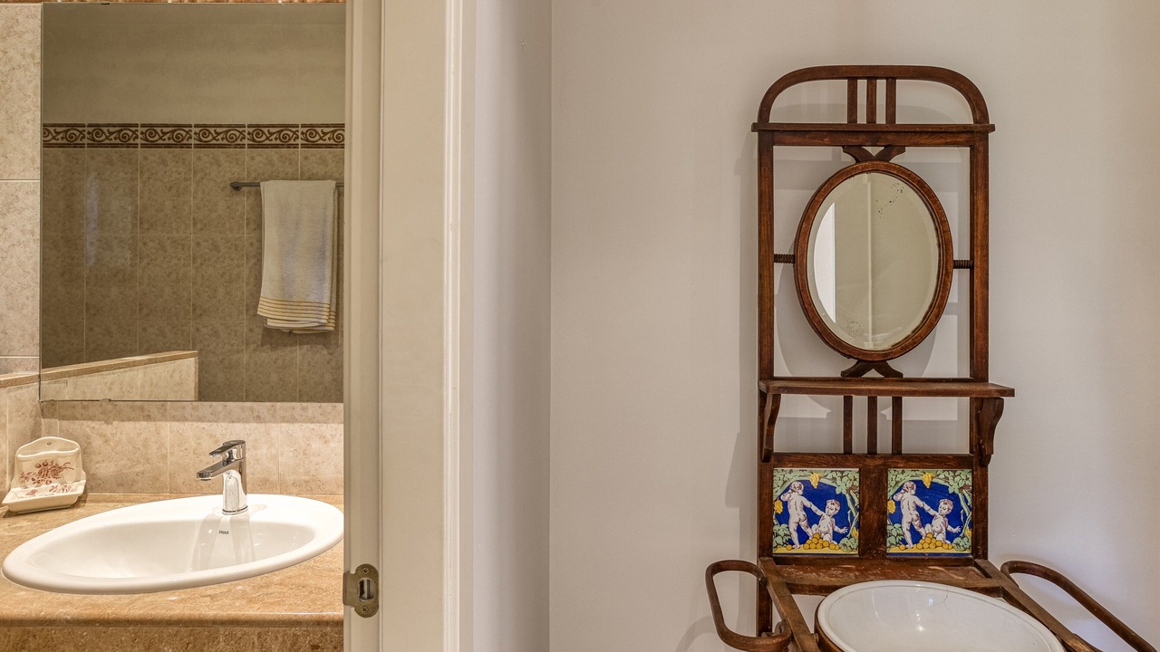 Photo of Bathroom in Navata