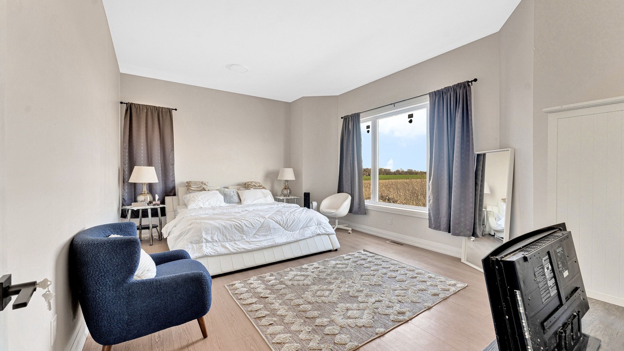 Photo of Bedroom in Romney