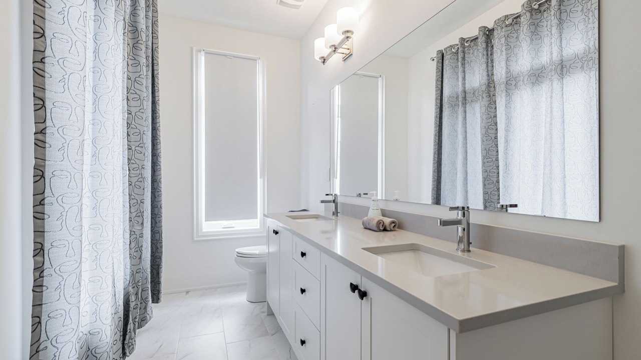 Photo of Bathroom in Oakville