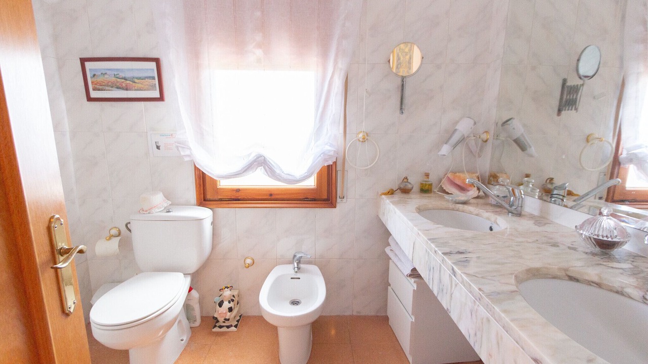 Photo of Bathroom in Sils