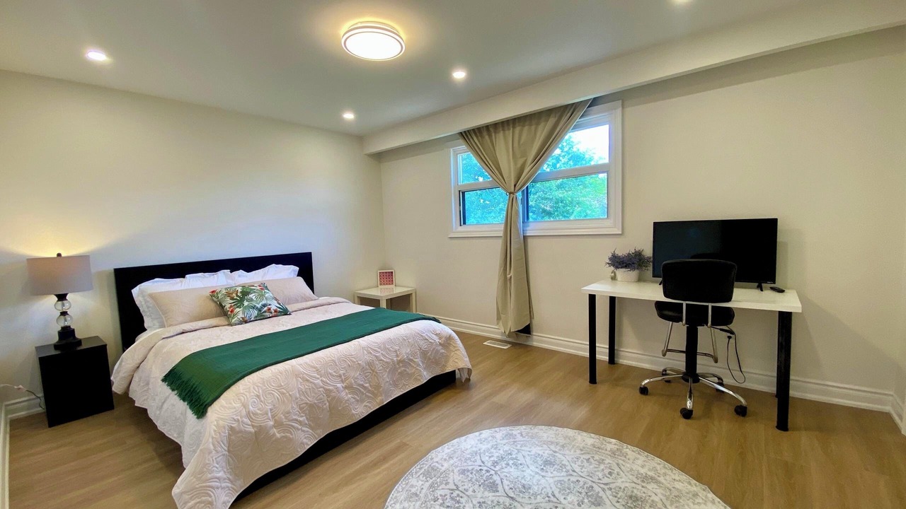 Photo of Bedroom in Pleasant View