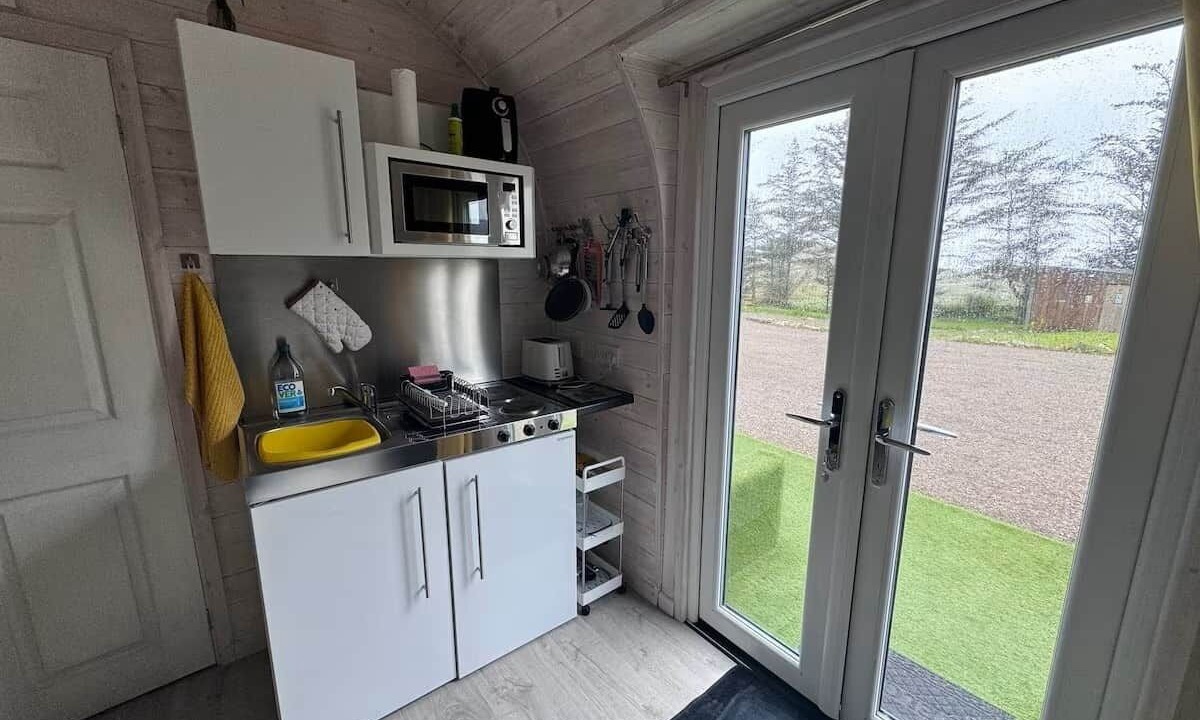 Photo of Kitchen in Oldshoremore