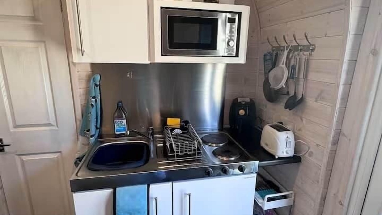 Photo of Kitchen in Oldshoremore