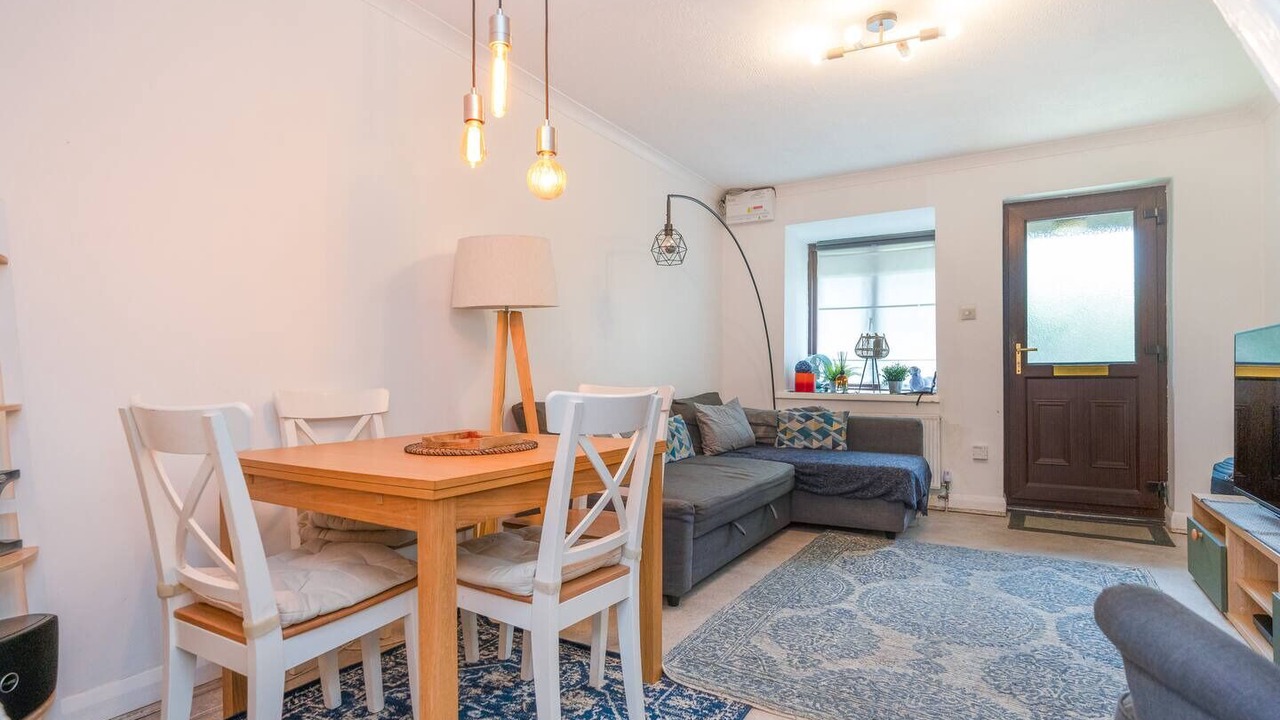 Photo of Livingroom in St Albans
