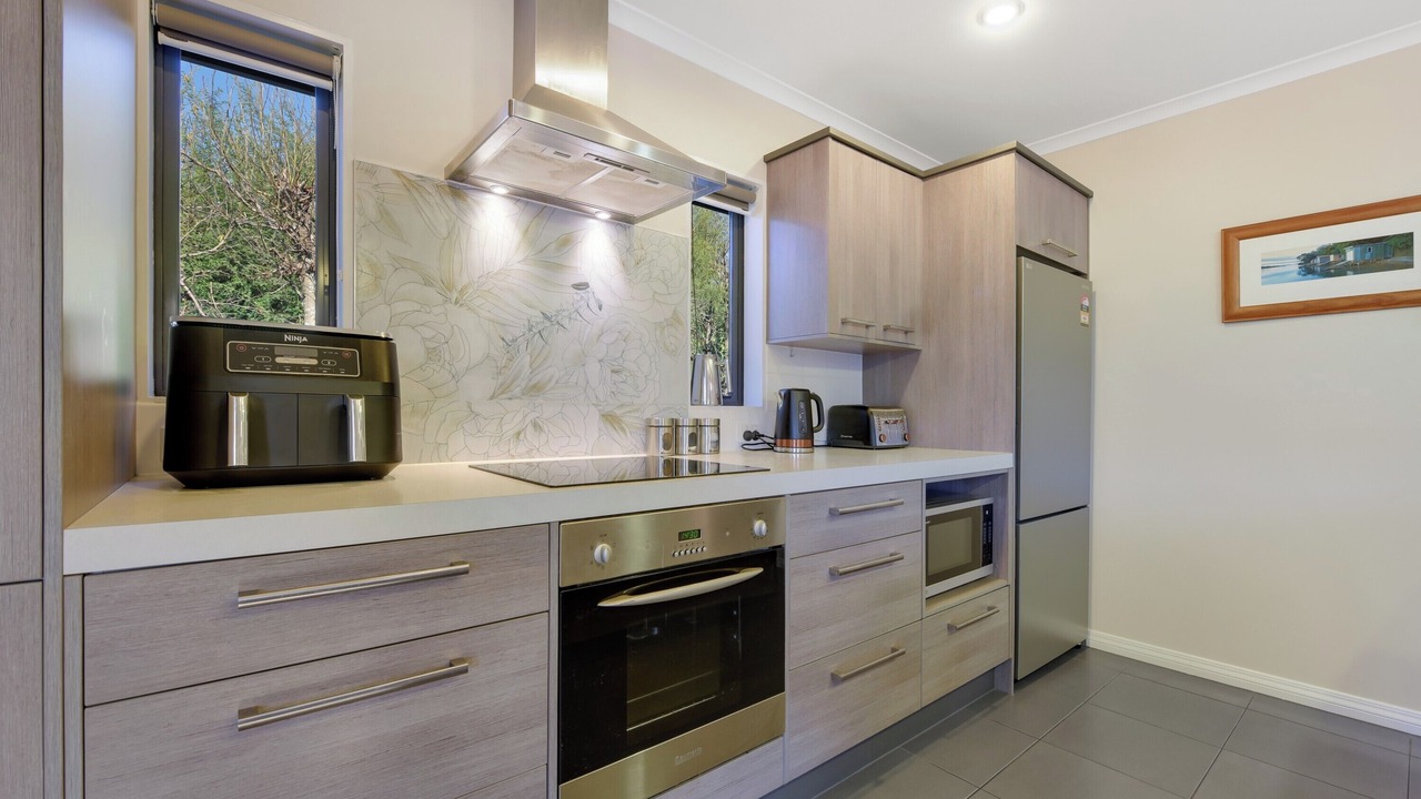 Photo of Kitchen in Ngaio Bay