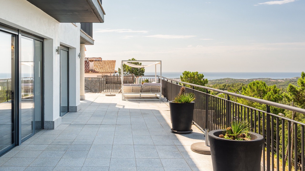 Photo of Patio Balcony in Lloret Blau