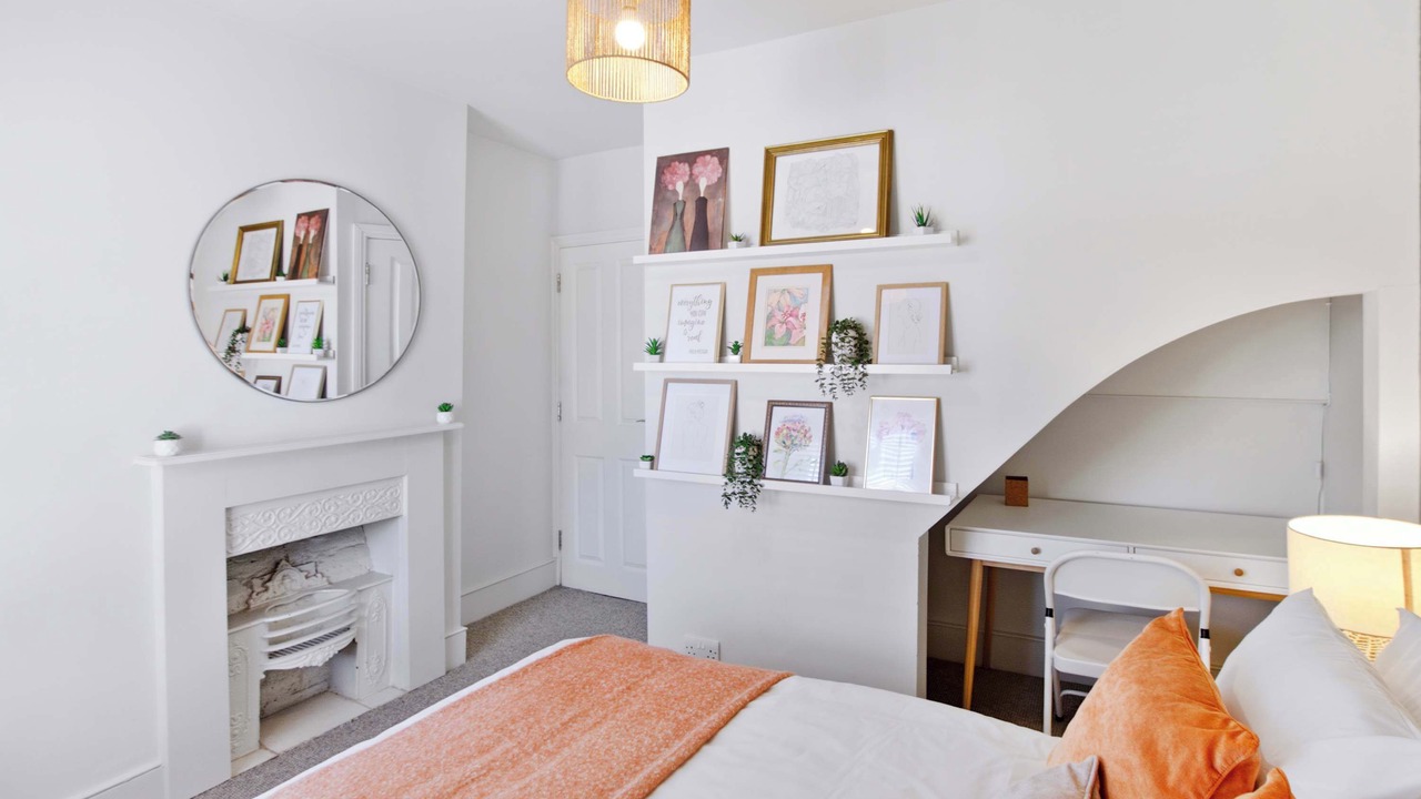 Photo of Livingroom in Hertford