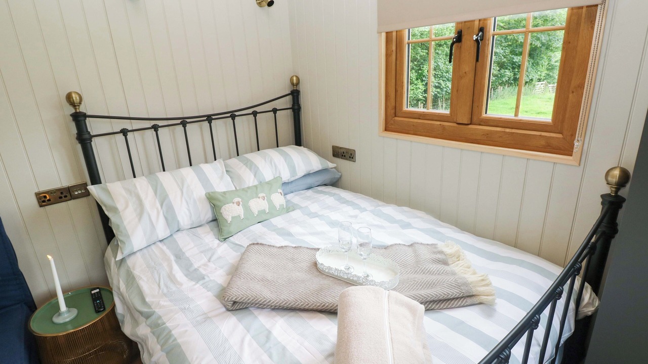 Photo of Bedroom in Pentrefelin