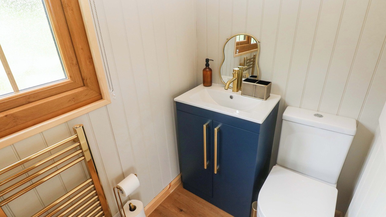 Photo of Bathroom in Pentrefelin