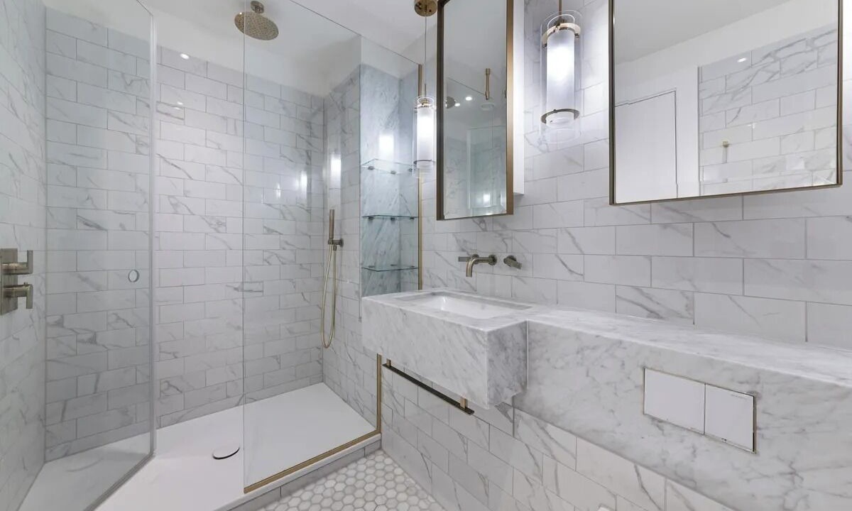 Photo of Bathroom in Tower Hill