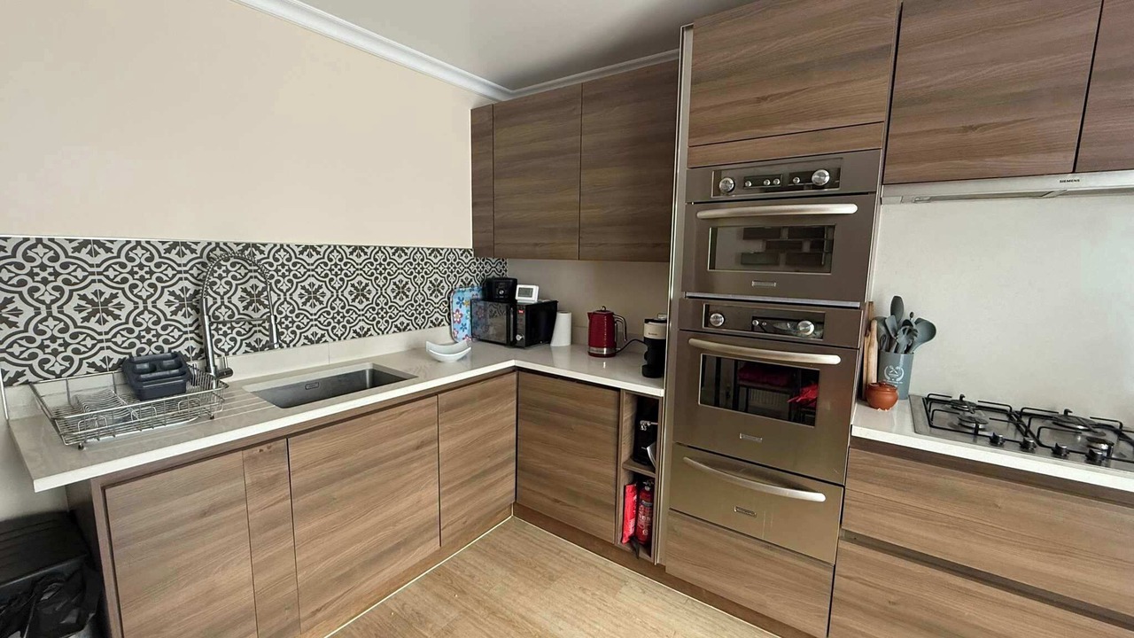 Photo of Kitchen in Newham