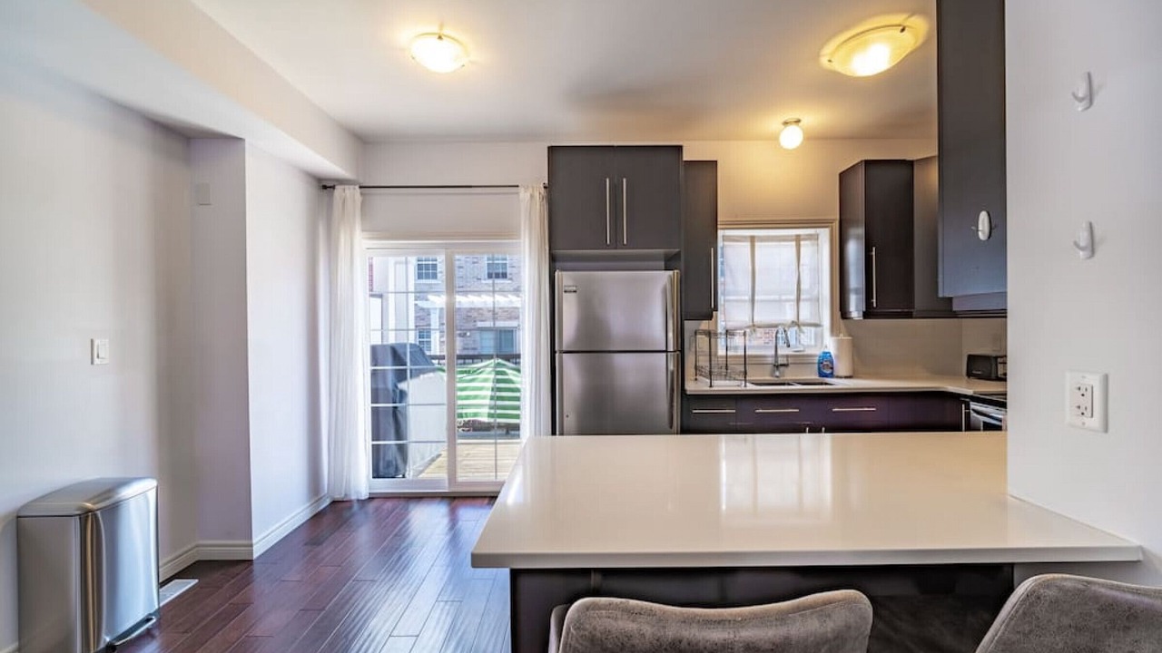 Photo of Kitchen in Mount Hope Huron Park