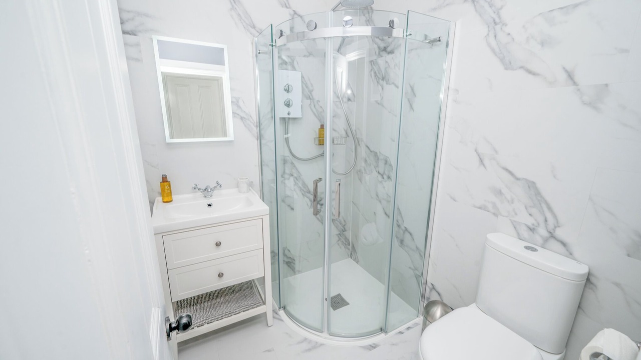 Photo of Bathroom in Lamlash