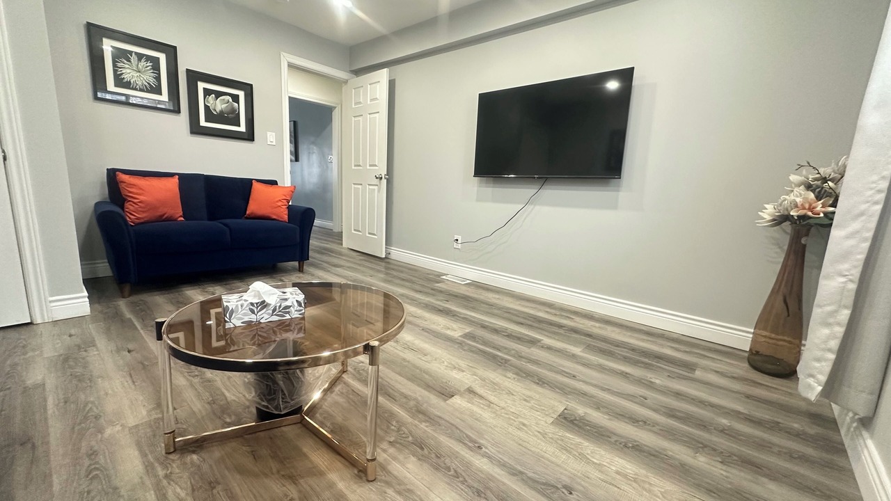 Photo of Livingroom in Niagara Falls