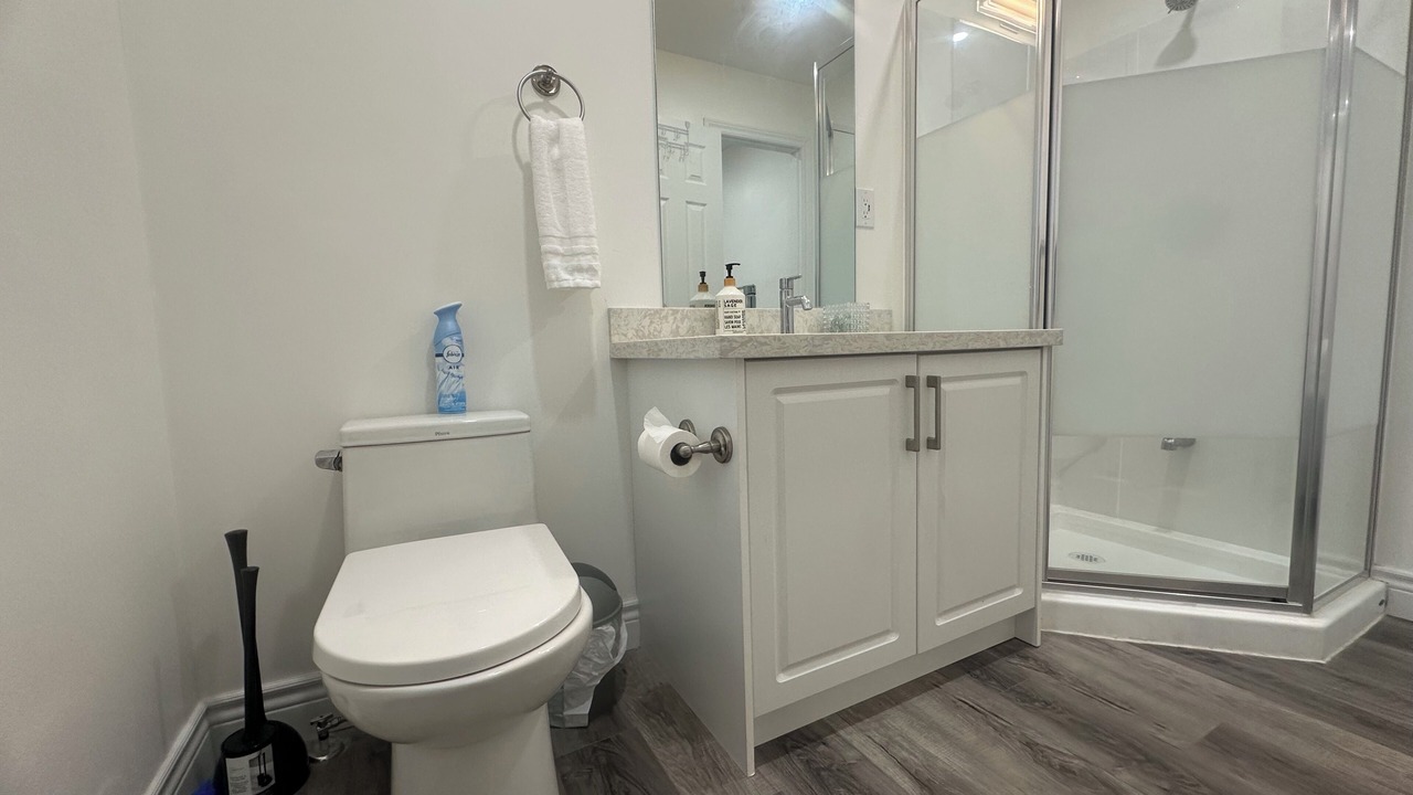 Photo of Bathroom in Niagara Falls