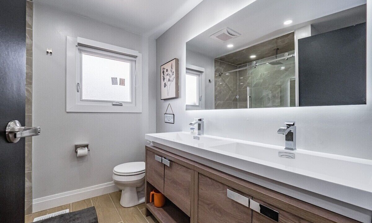 Photo of Bathroom in Irondale