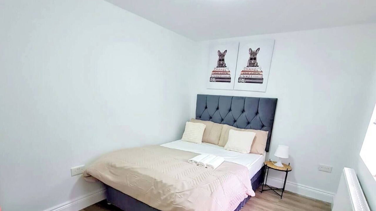 Photo of Bedroom in Basildon