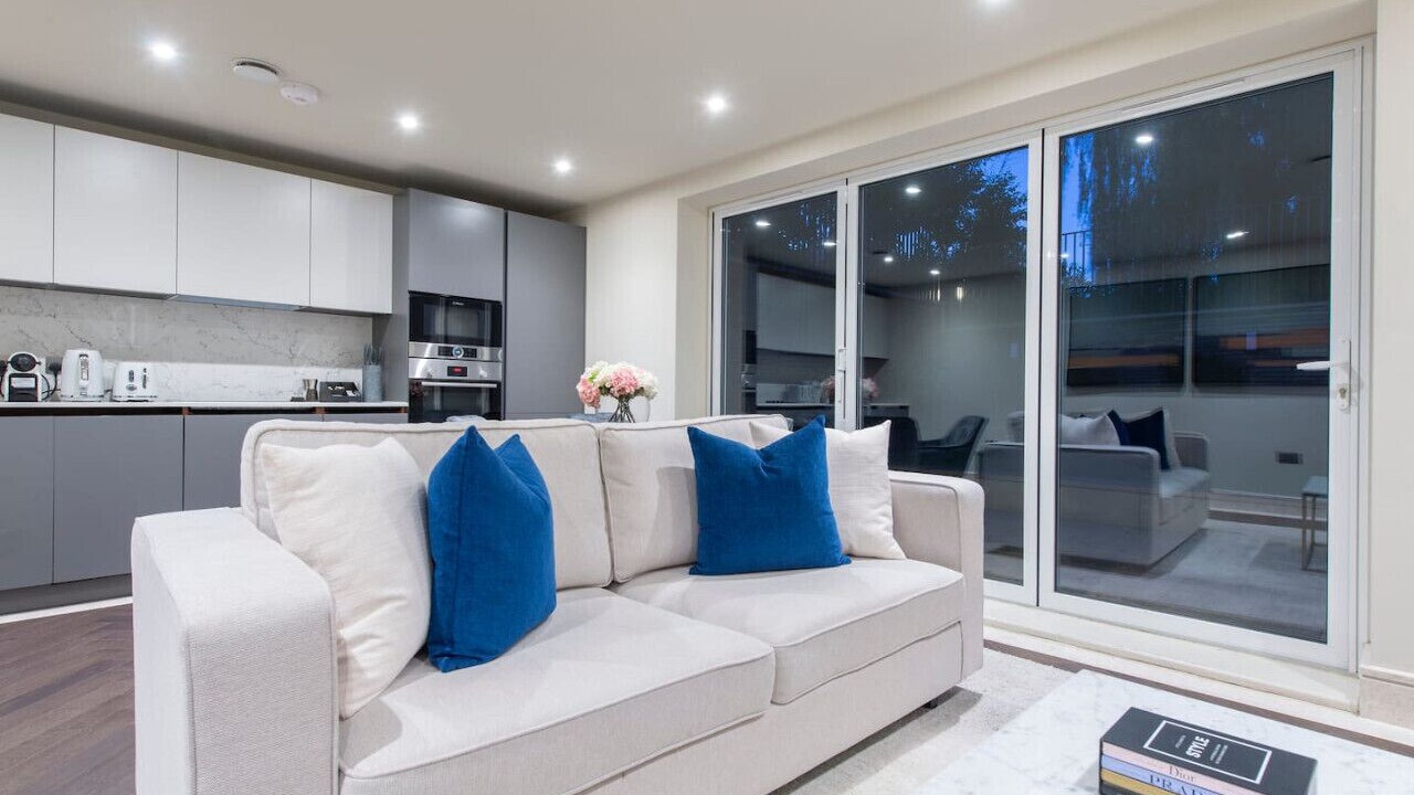 Photo of Livingroom in Chigwell
