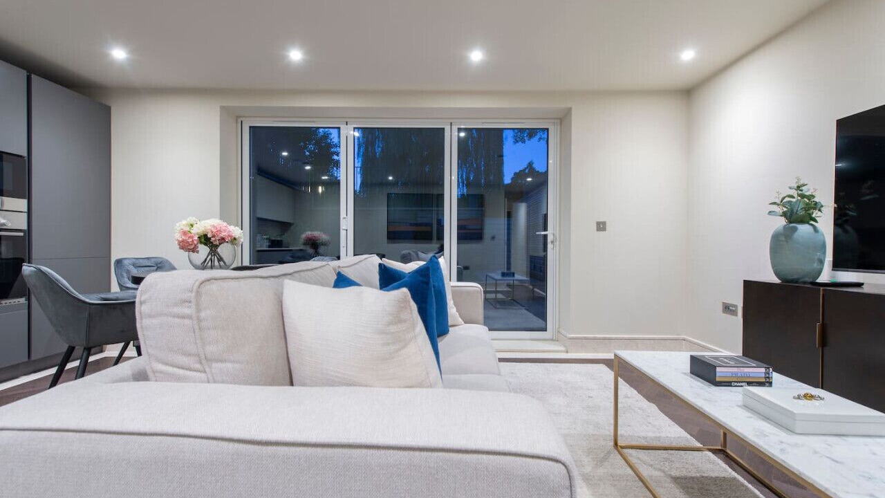 Photo of Livingroom in Chigwell