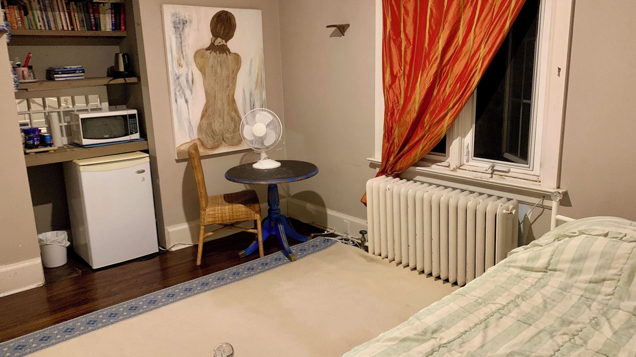 Photo of Bedroom in Lawrence Park