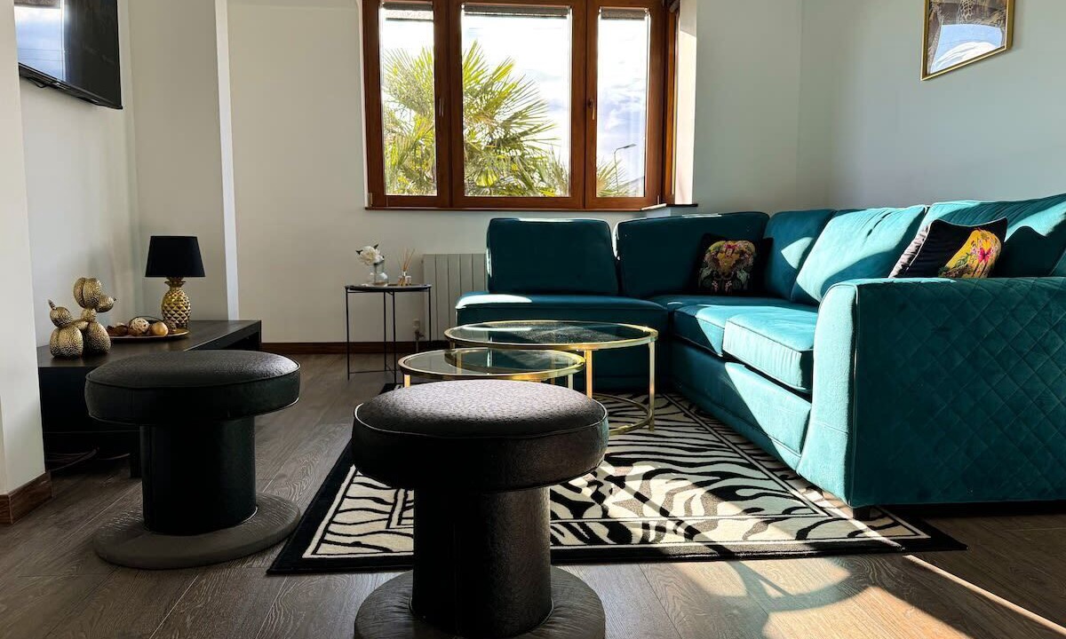 Photo of Livingroom in Higham Hill
