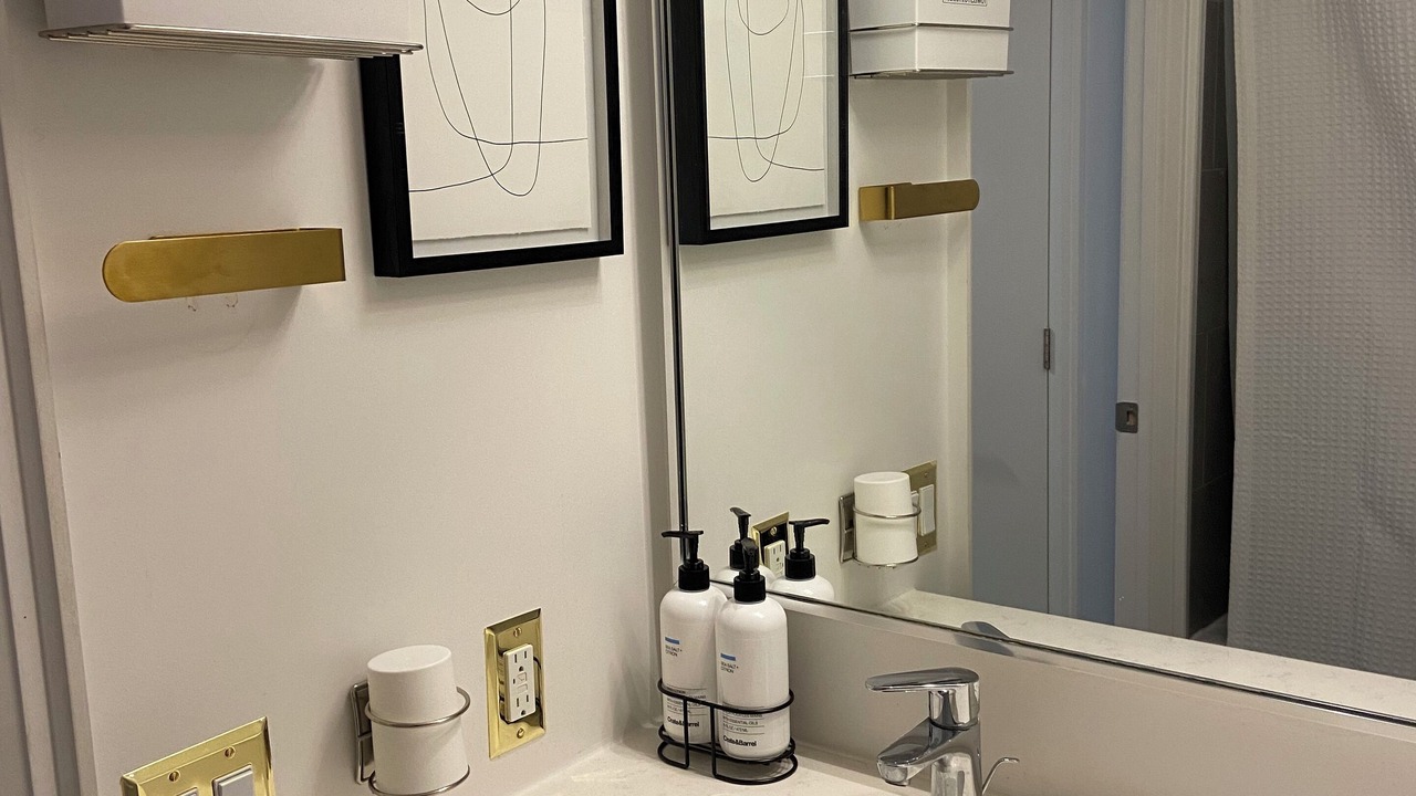 Photo of Bathroom in Bloor-Yorkville