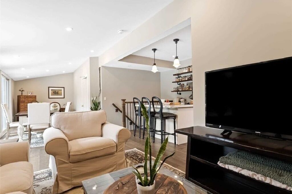 Photo of Livingroom in Niagara Falls