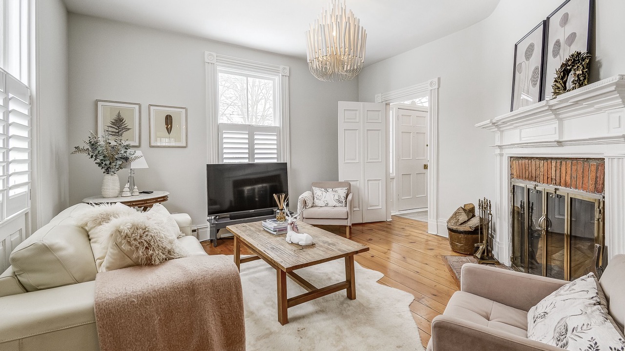 Photo of Bedroom in Old Town Historic District