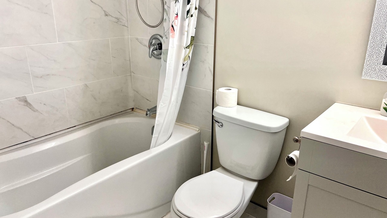 Photo of Bathroom in Bridgeview