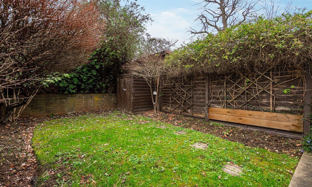 Photo of Outdoor in Hale