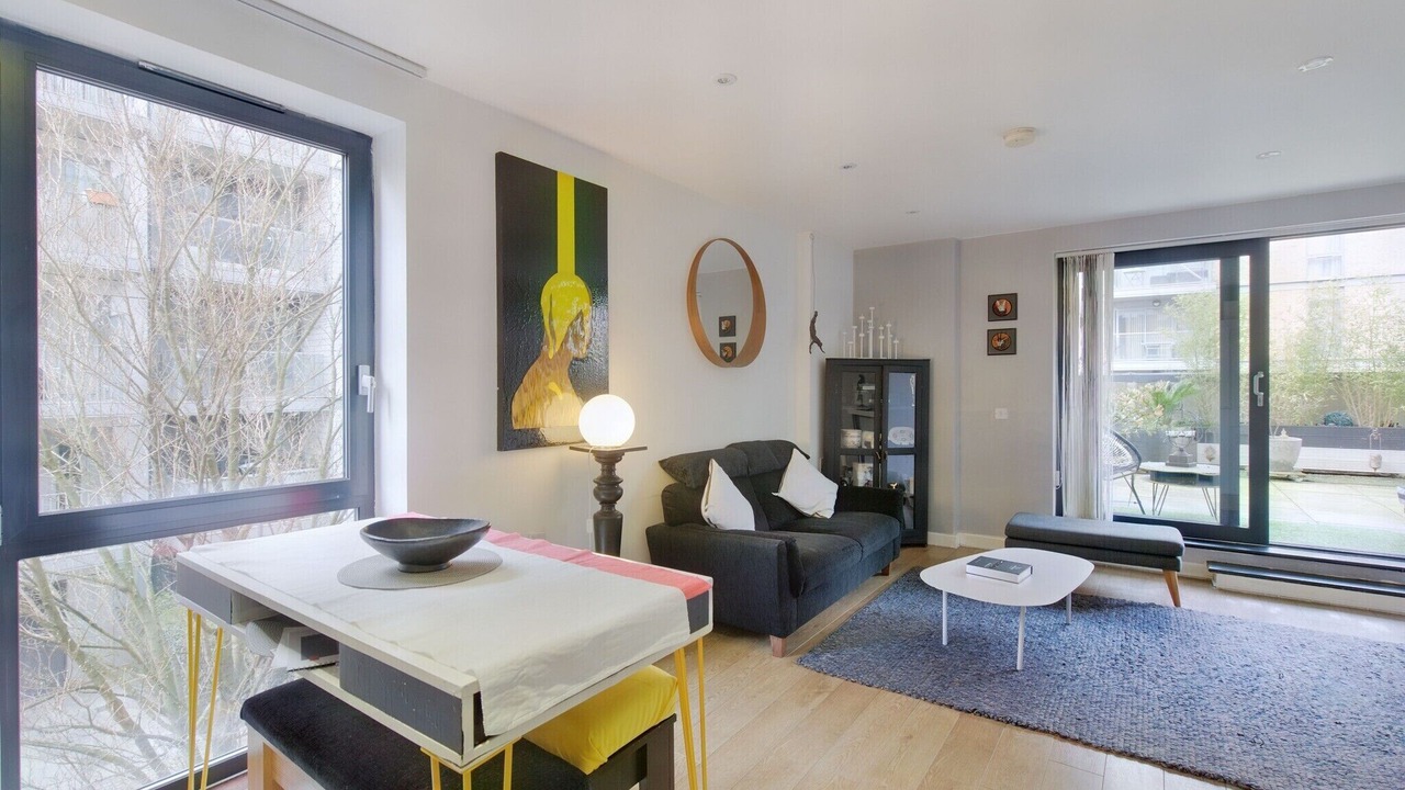 Photo of Livingroom in Lansbury