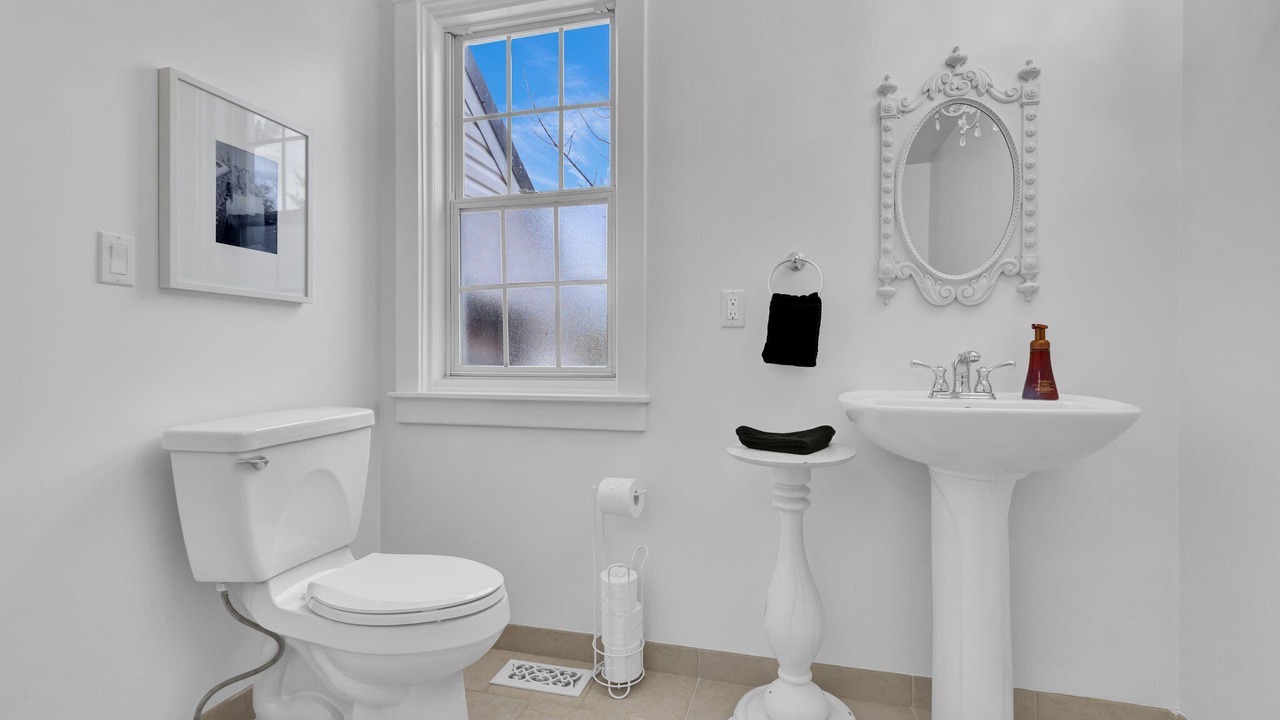 Photo of Bathroom in Niagara-on-the-Lake