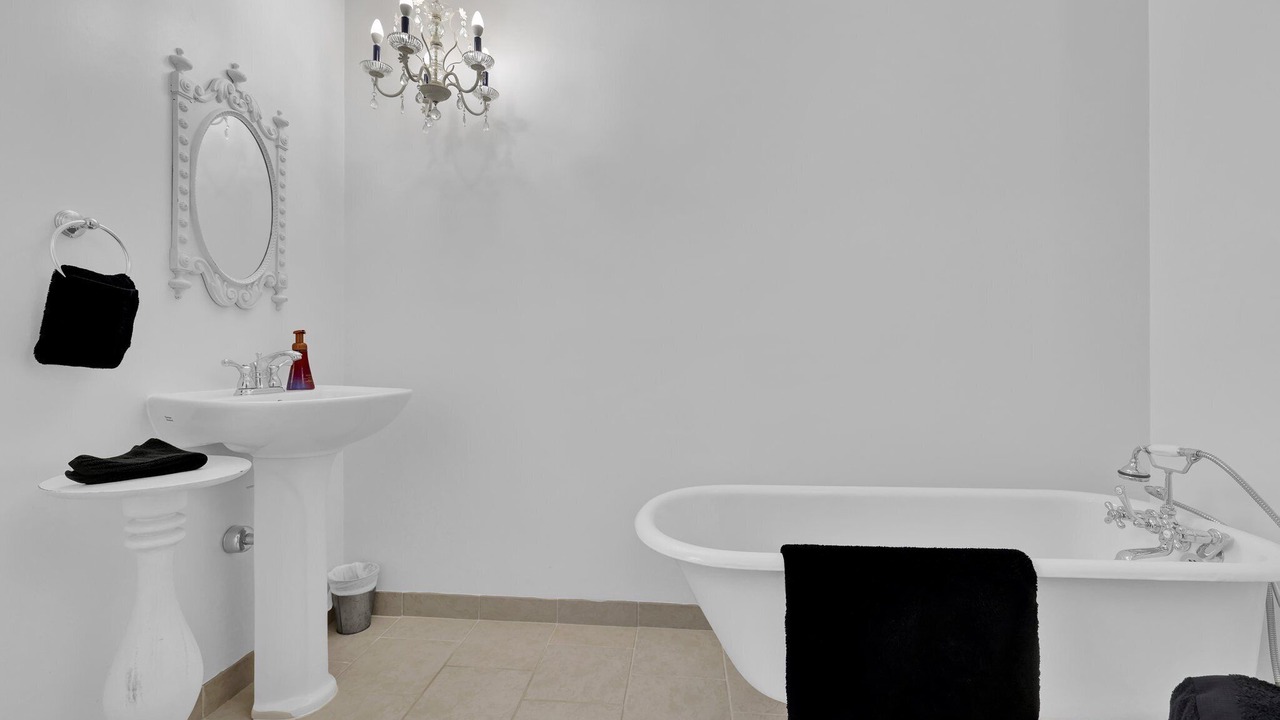 Photo of Bathroom in Niagara-on-the-Lake