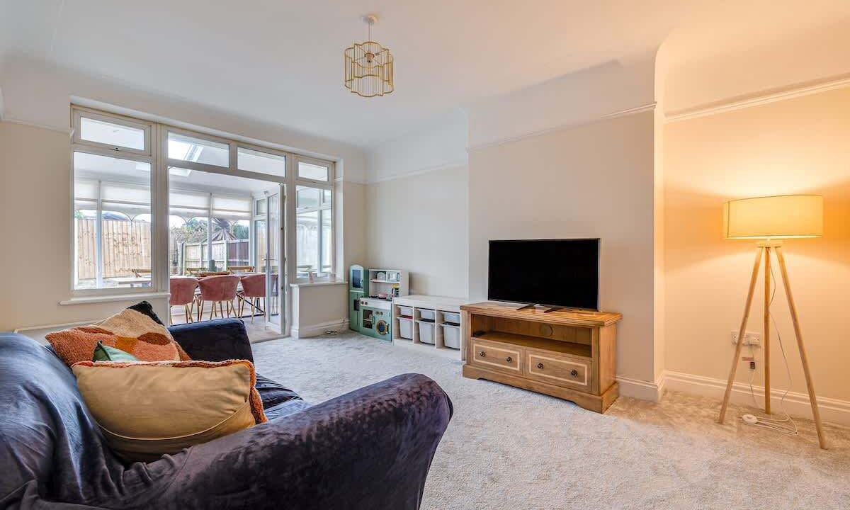 Photo of Livingroom in Aigburth