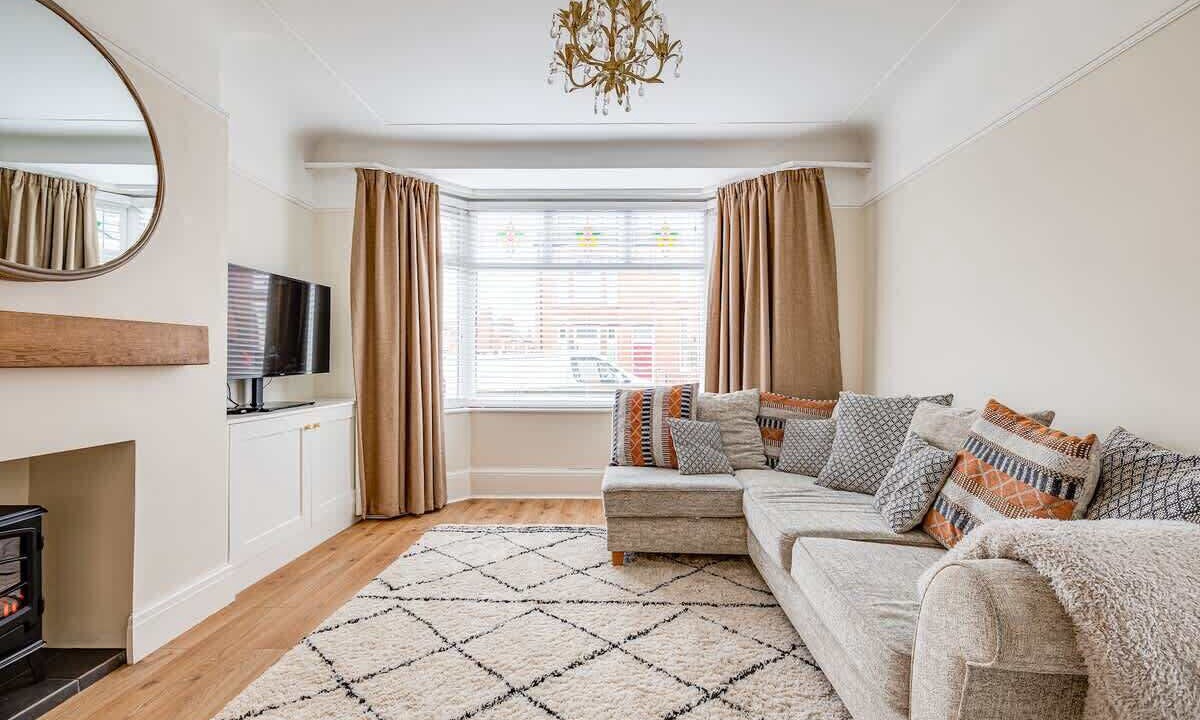 Photo of Bedroom in Aigburth