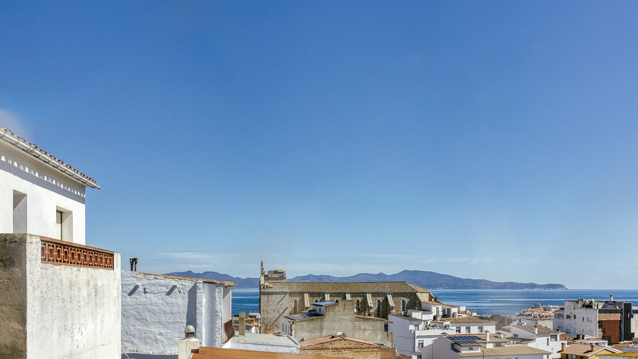 Photo of Others in L'Escala