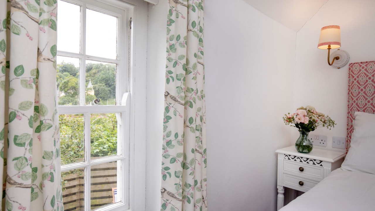 Photo of Bedroom in Mylor Churchtown