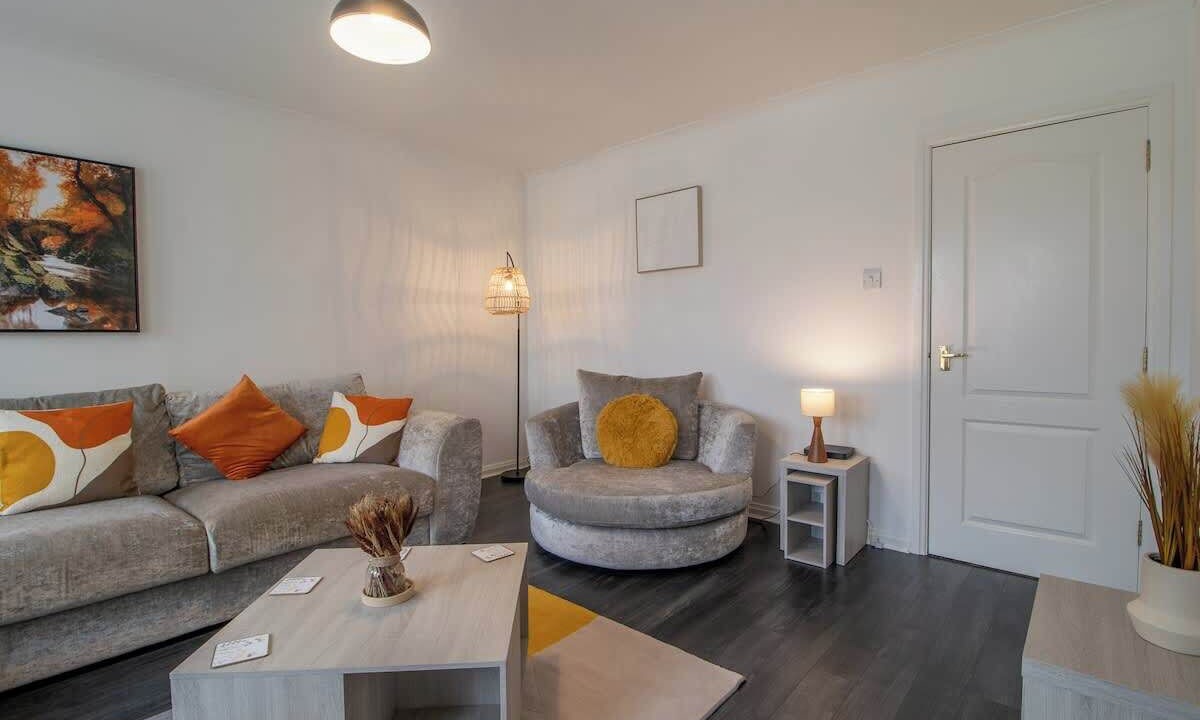 Photo of Livingroom in Motherwell