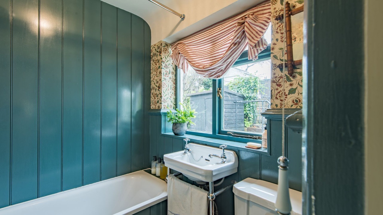 Photo of Bathroom in Martin