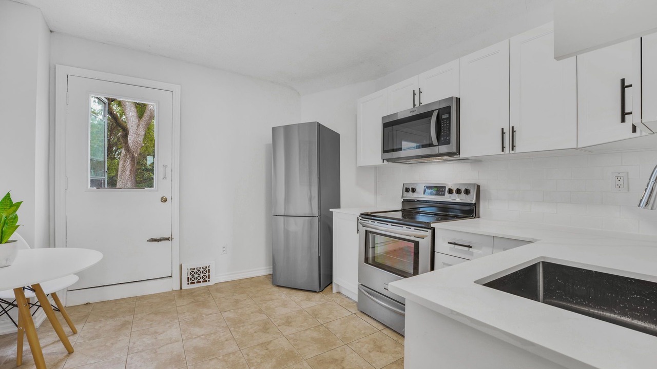 Photo of Kitchen in Greenwood - Coxwell