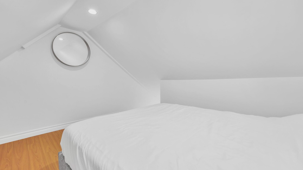 Photo of Bedroom in Greenwood - Coxwell