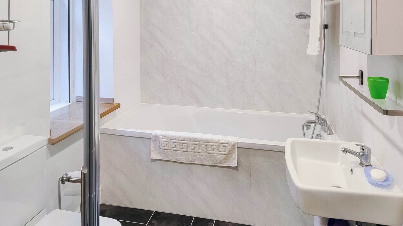Photo of Bathroom in Brodick