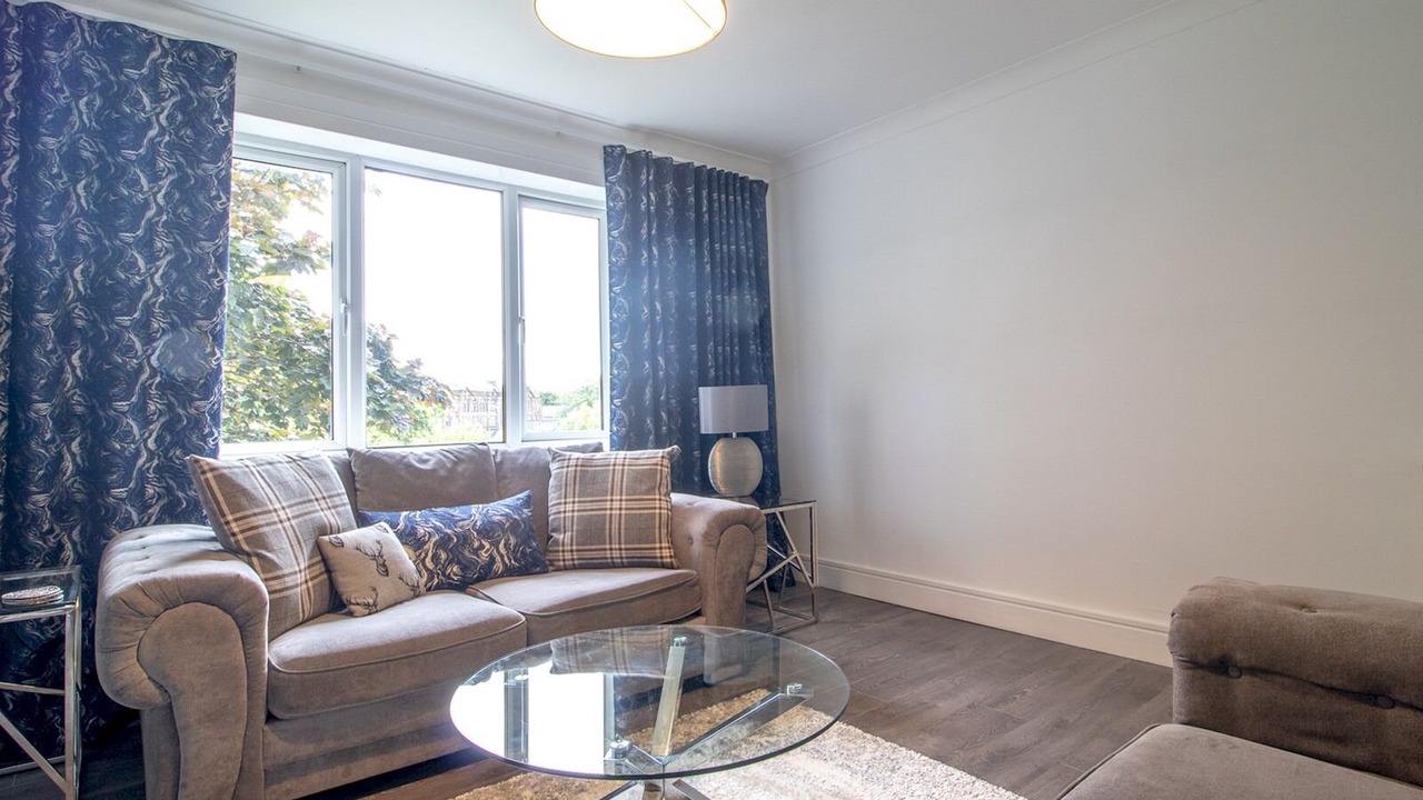 Photo of Livingroom in Renfrew