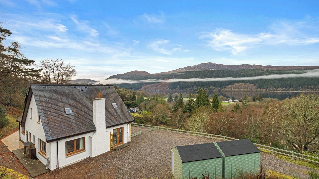 Photo of Outdoor in Foyers