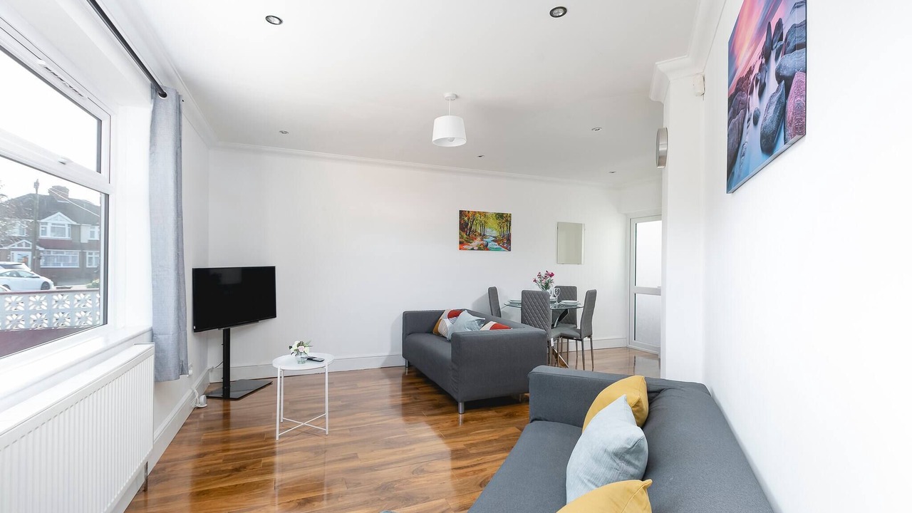 Photo of Livingroom in Turkey Street