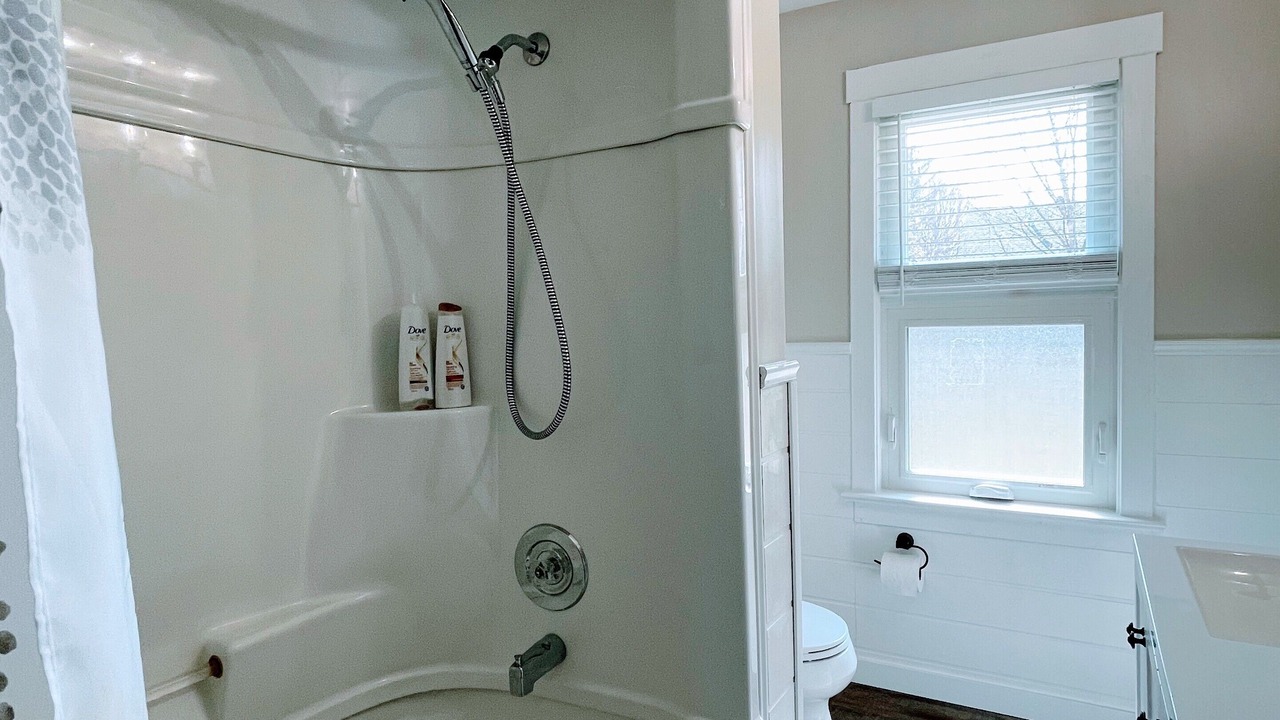 Photo of Bathroom in Crystal Beach