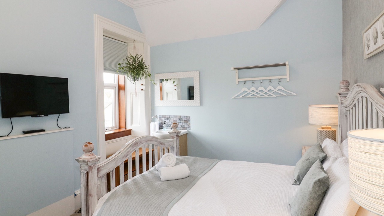 Photo of Bedroom in Largs