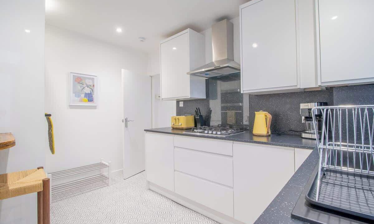 Photo of Kitchen in Helensburgh