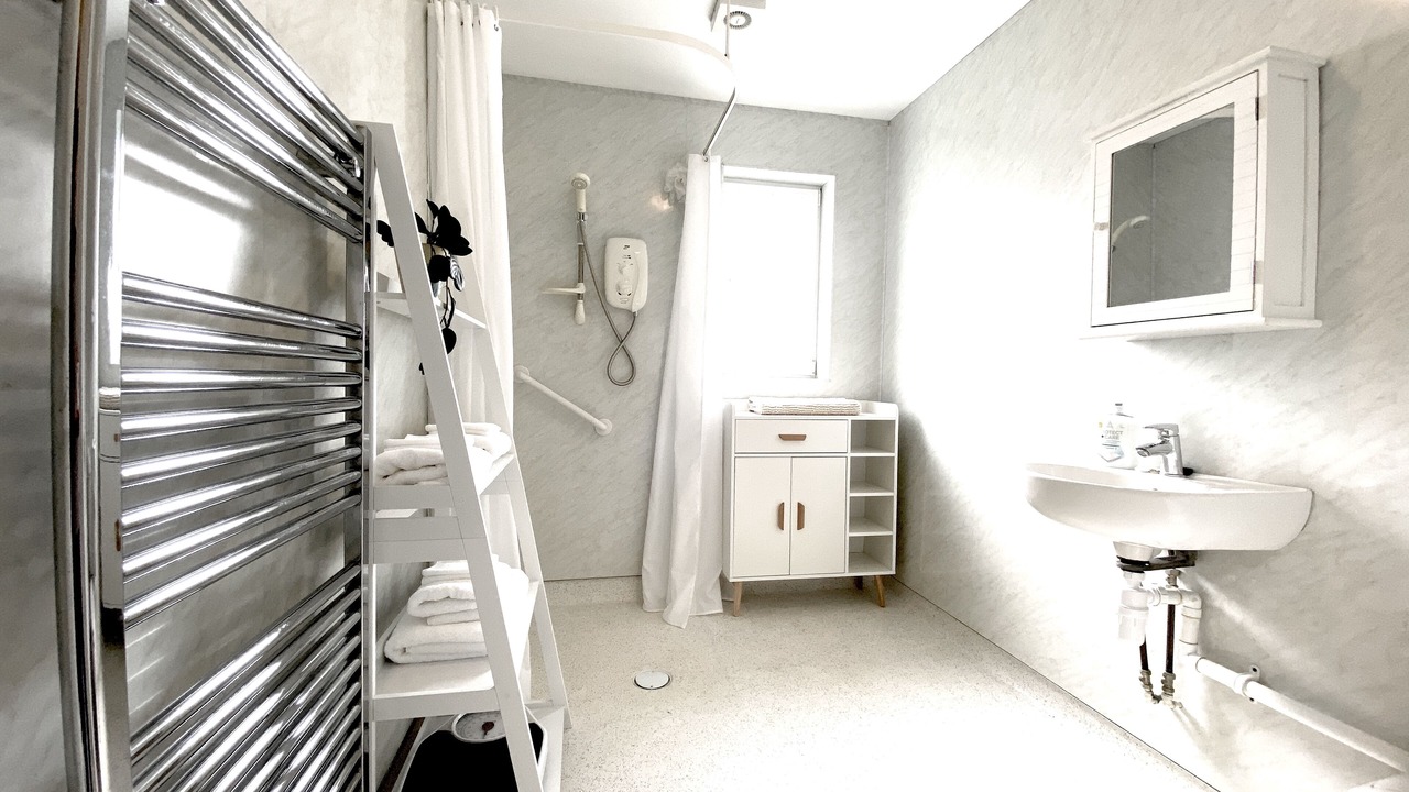 Photo of Bathroom in Furnace